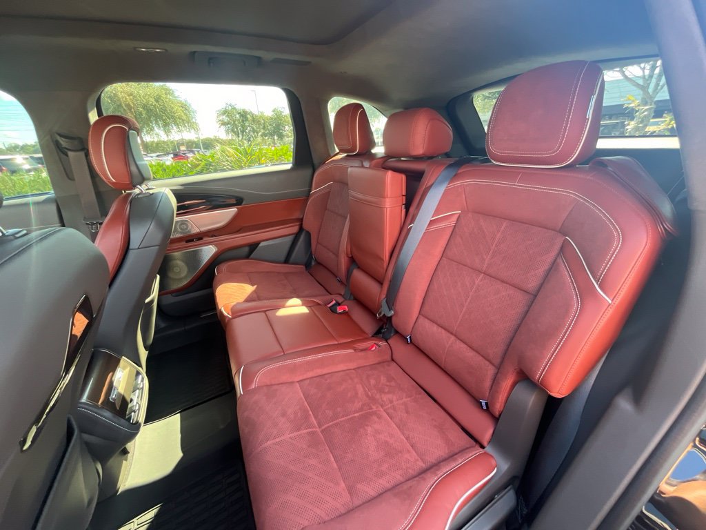 Used 2024 Lincoln Nautilus Black Label w/ Jet Appearance Package (87T) AWD/4WD image 20