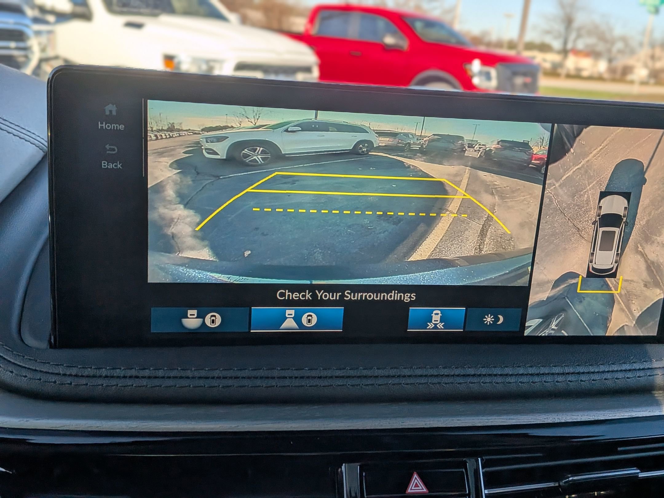 Used 2025 Acura MDX SH-AWD w/ Advance Package image 29