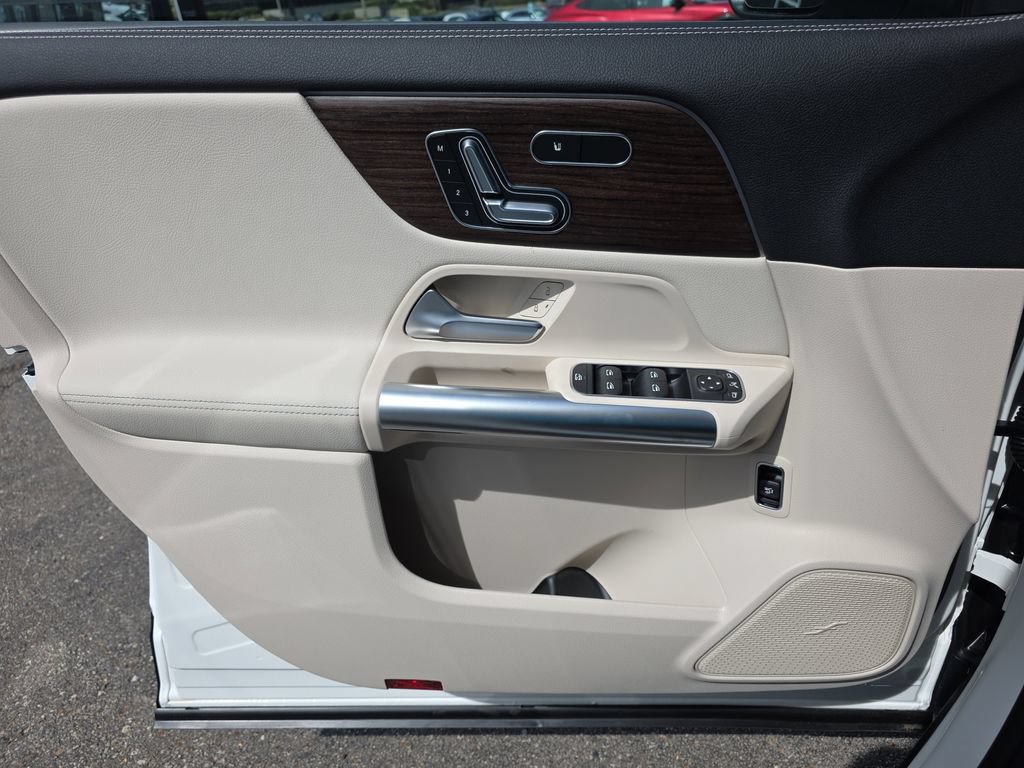 New 2026 Mercedes-Benz GLA 250 4MATIC image 19