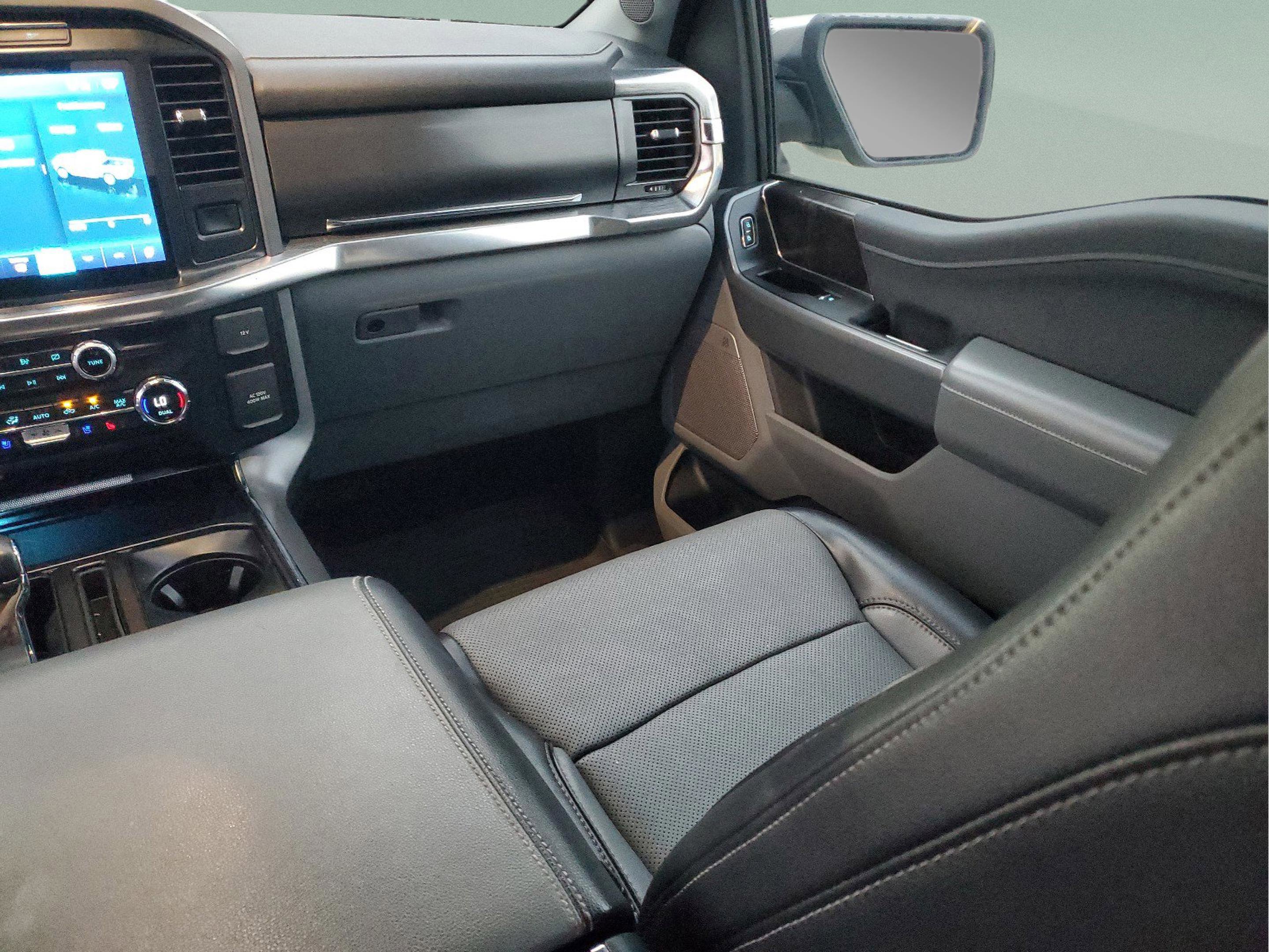 Used 2021 Ford F150 Lariat w/ Equipment Group 502A High image 14