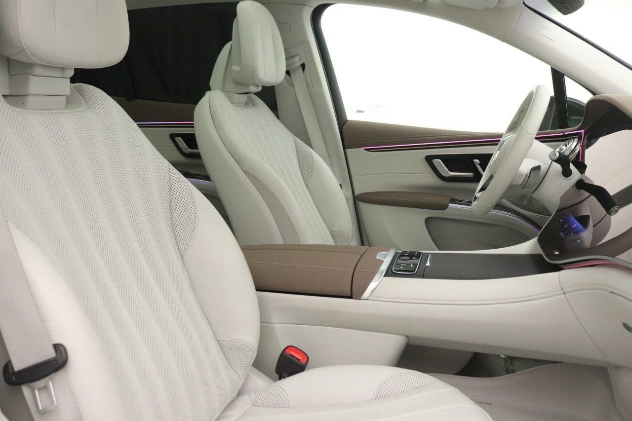 Certified 2023 Mercedes-Benz EQS 580 4MATIC SUV image 31