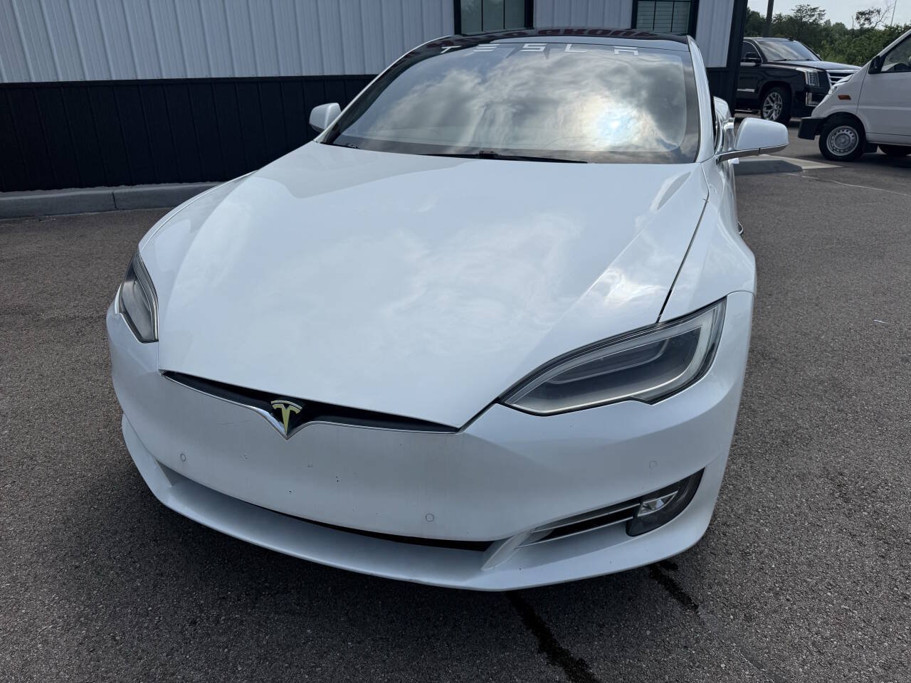 Used 2021 Tesla Model S Long Range Plus AWD/4WD image 2