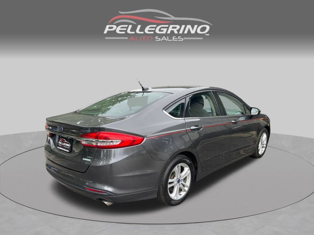 Used 2018 Ford Fusion SE FWD image 7