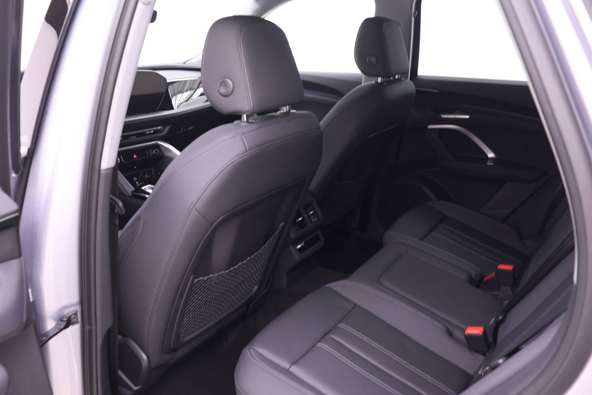 Used 2025 Audi Q5 Premium AWD/4WD image 13