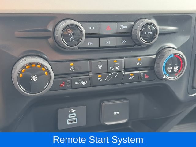 Used 2025 Ford F350 XLT w/ Black Appearance Package AWD/4WD image 22