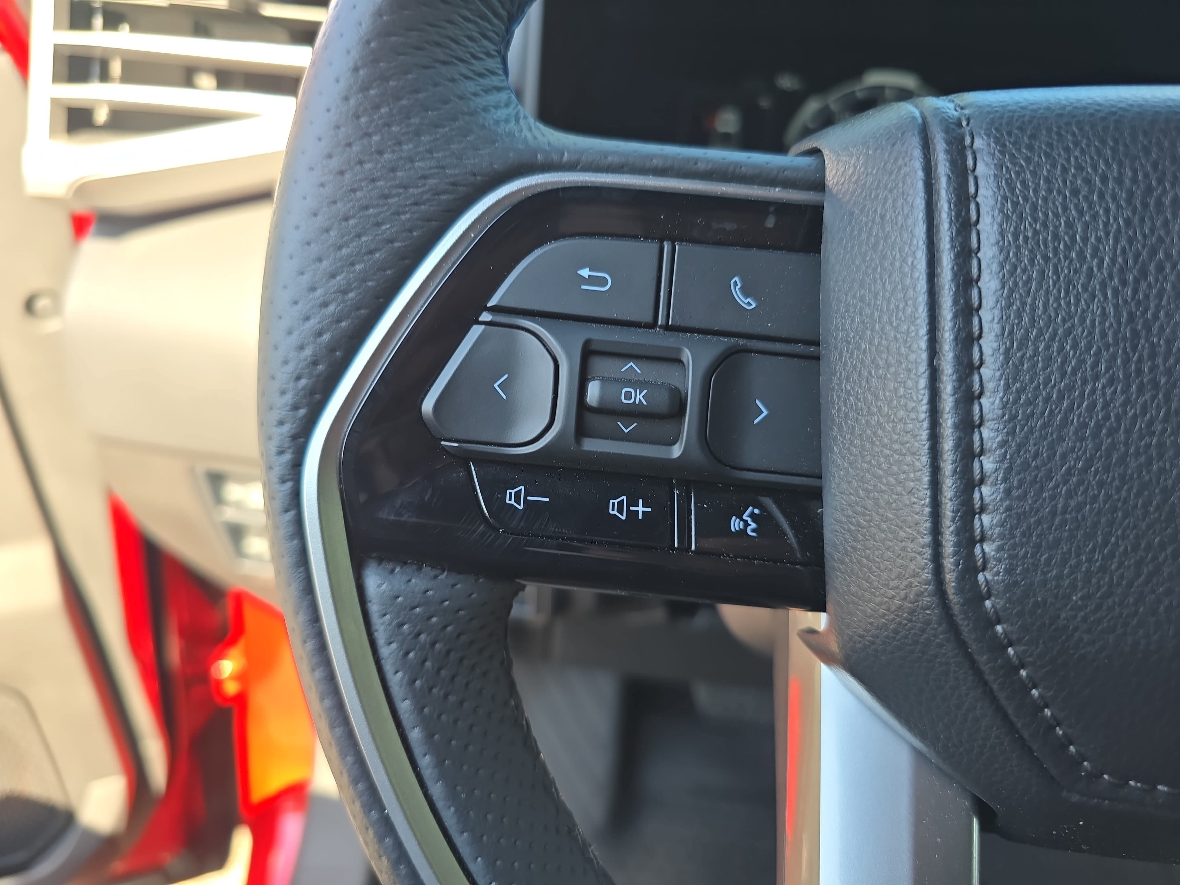 Used 2025 Toyota Tundra Platinum AWD/4WD image 16