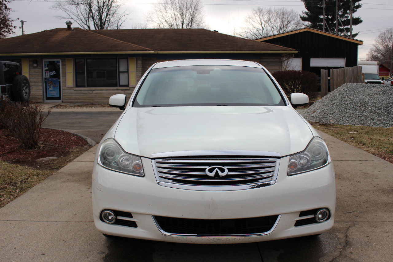 Used 2008 INFINITI M35 x w/ Technology Pkg image 3