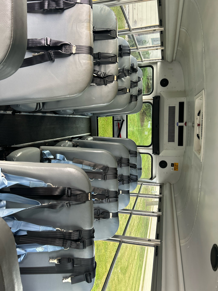 Used 2010 Chevrolet Express 3500 Extended image 5