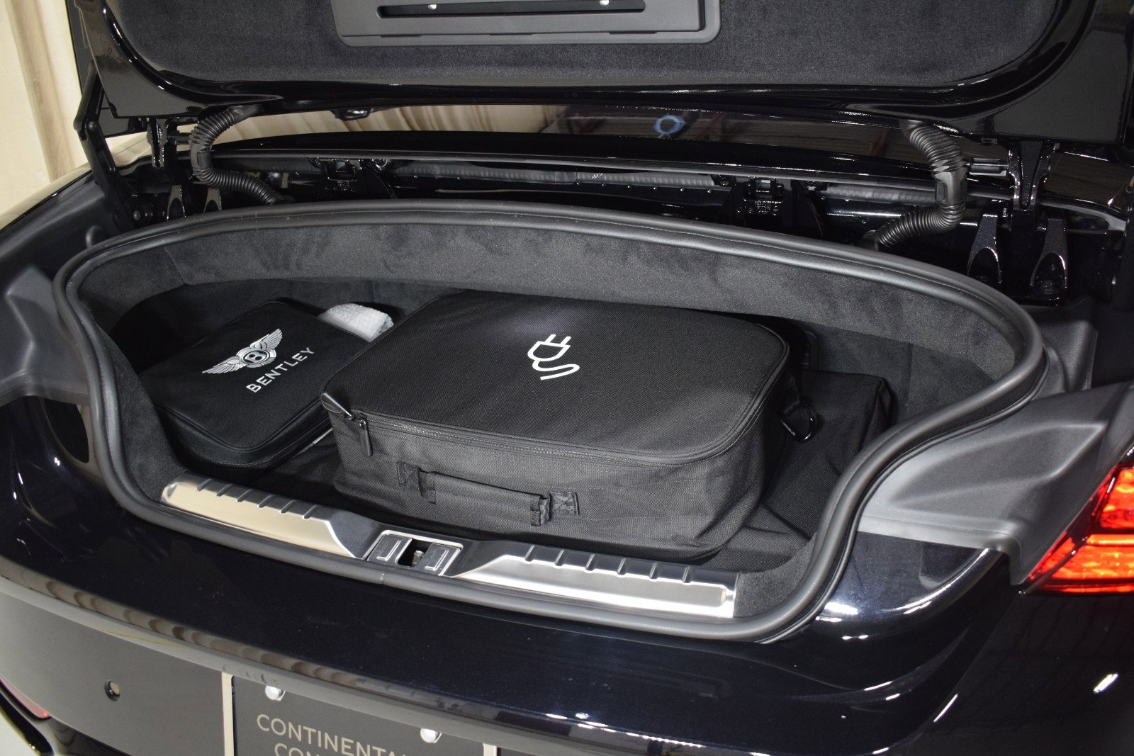 New 2026 Bentley Continental GTC image 40