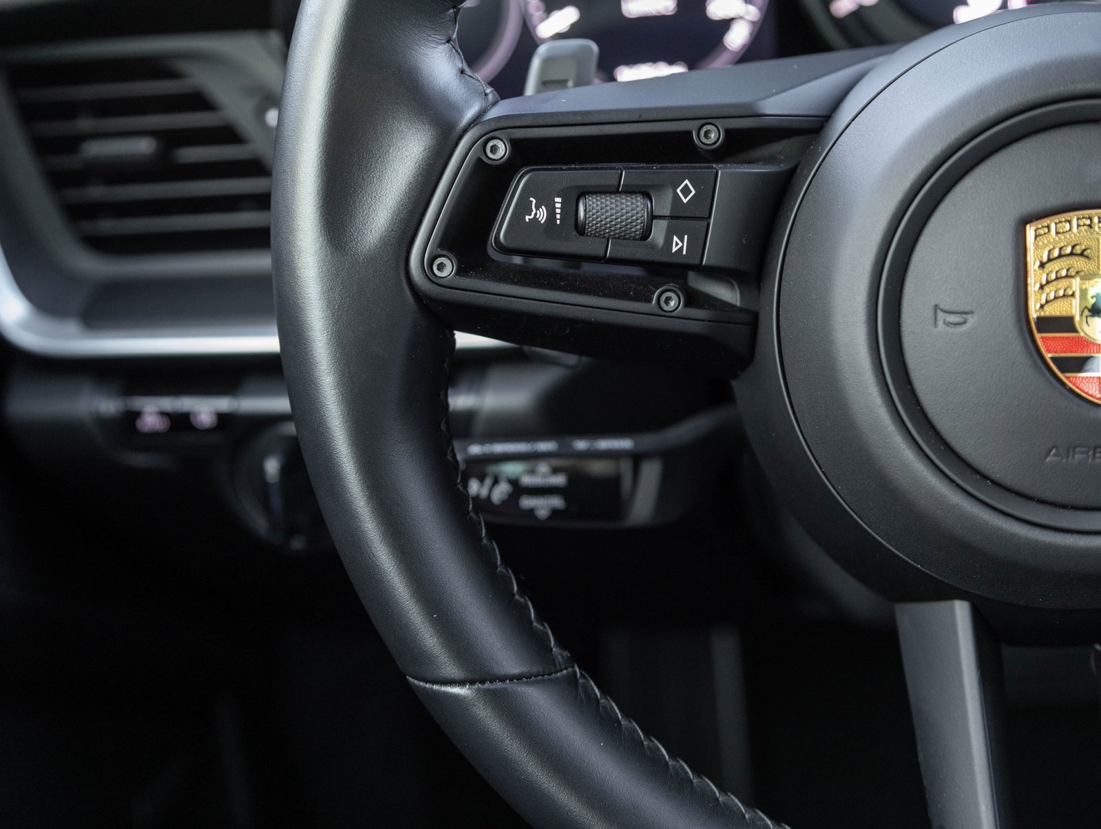 Used 2021 Porsche 911 Carrera image 15