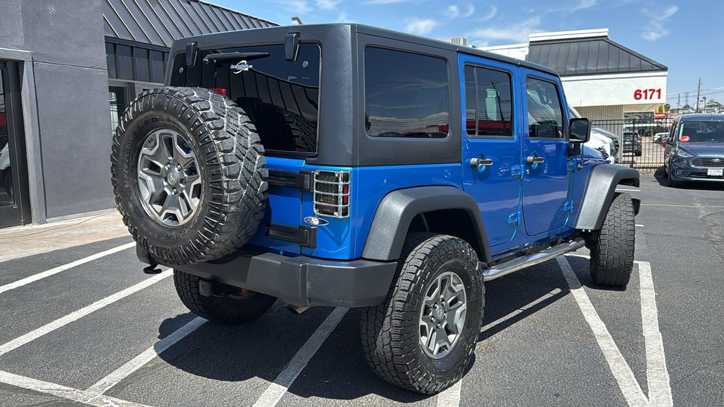 Used 2015 Jeep Wrangler Unlimited Rubicon AWD/4WD image 3