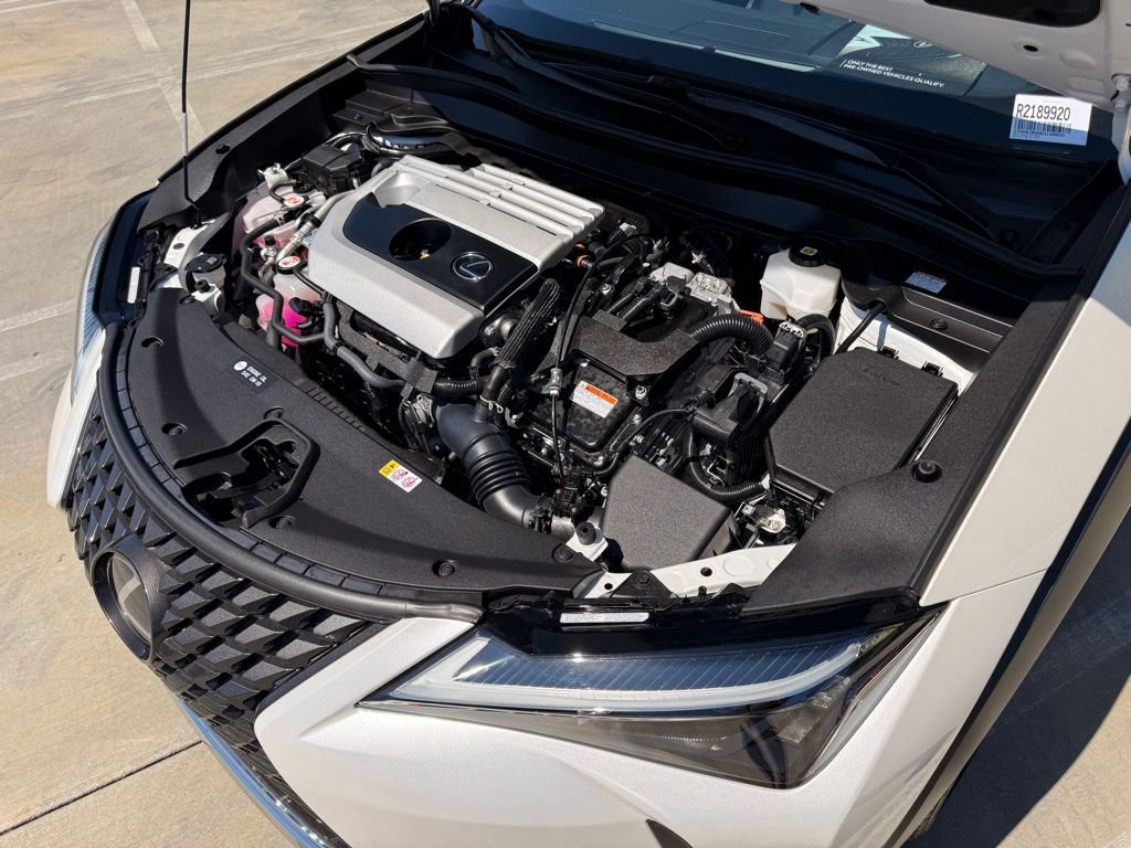 Certified 2024 Lexus UX 250h FWD image 6