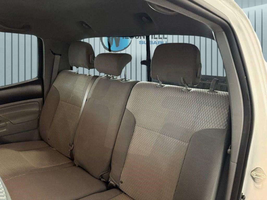 Used 2015 Toyota Tacoma PreRunner w/ SR5 Package image 20