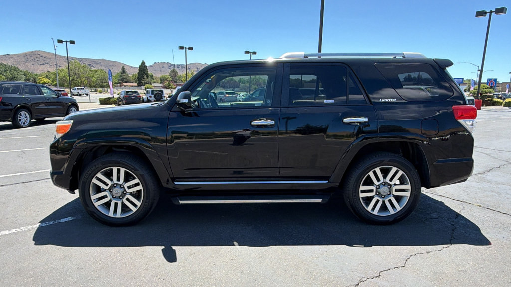 Used 2011 Toyota 4Runner Limited AWD/4WD image 6