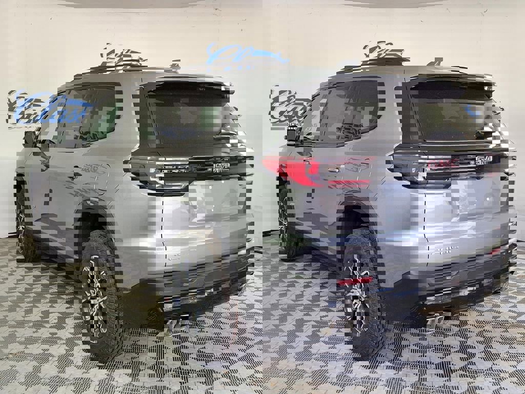 New 2026 GMC Acadia AT4 w/ Luxury Package image 4