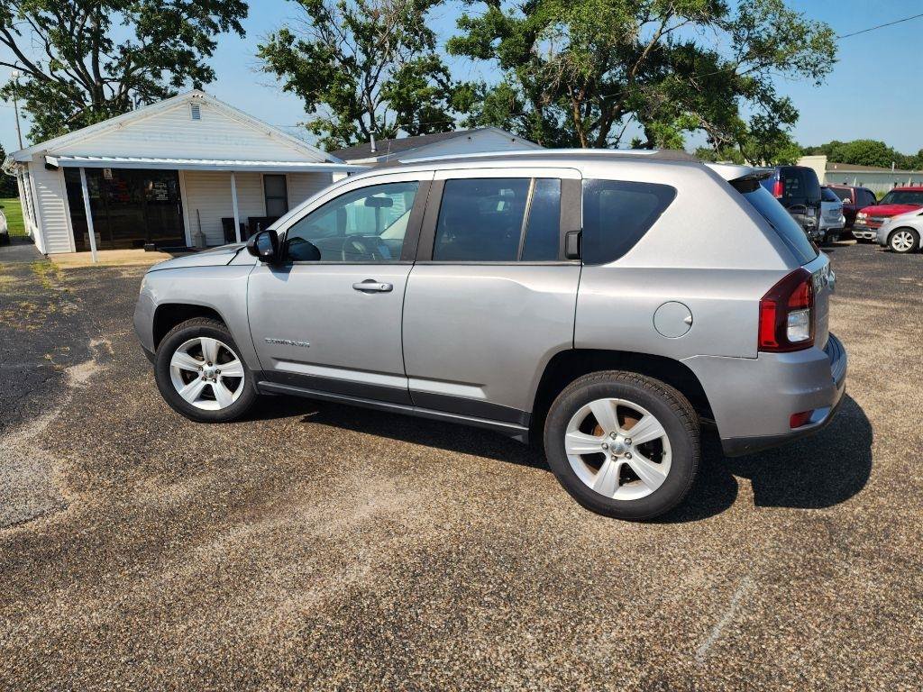 Used 2015 Jeep Compass Sport w/ Power Value Group AWD/4WD image 8