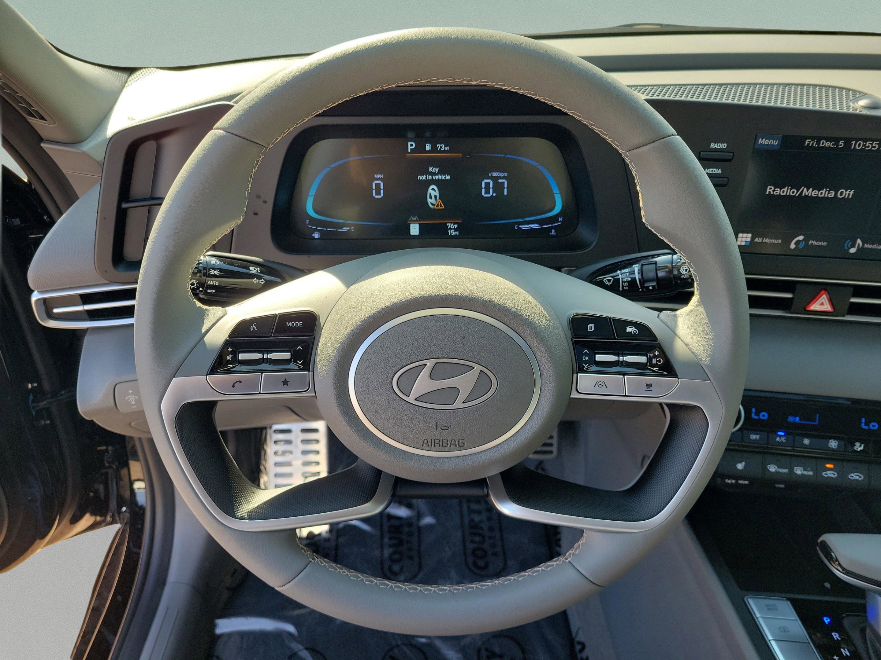 New 2026 Hyundai Elantra SEL Sport image 16