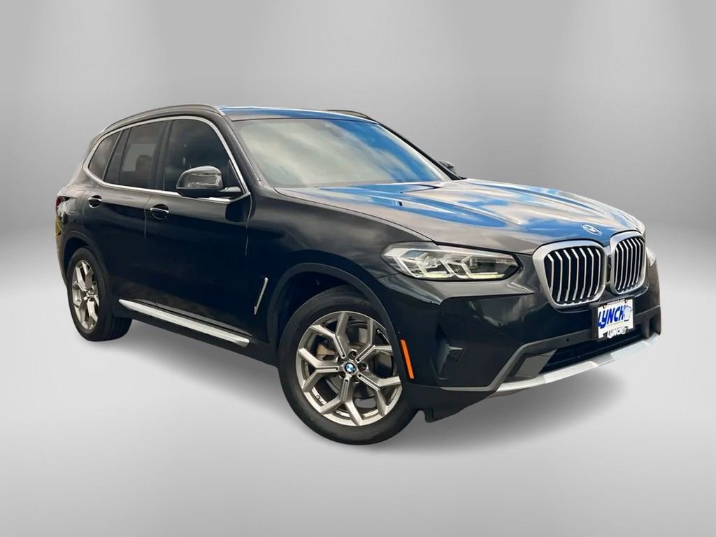 Used 2023 BMW X3 xDrive30i w/ Premium Package image 5