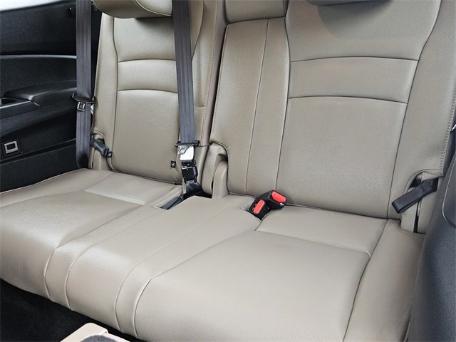 Used 2021 Honda Pilot Touring image 7