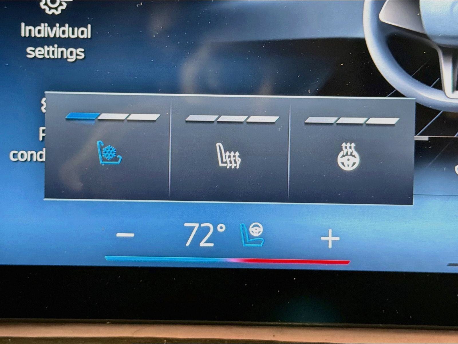 Certified 2024 BMW i7 eDrive50 w/ Executive Package RWD image 21