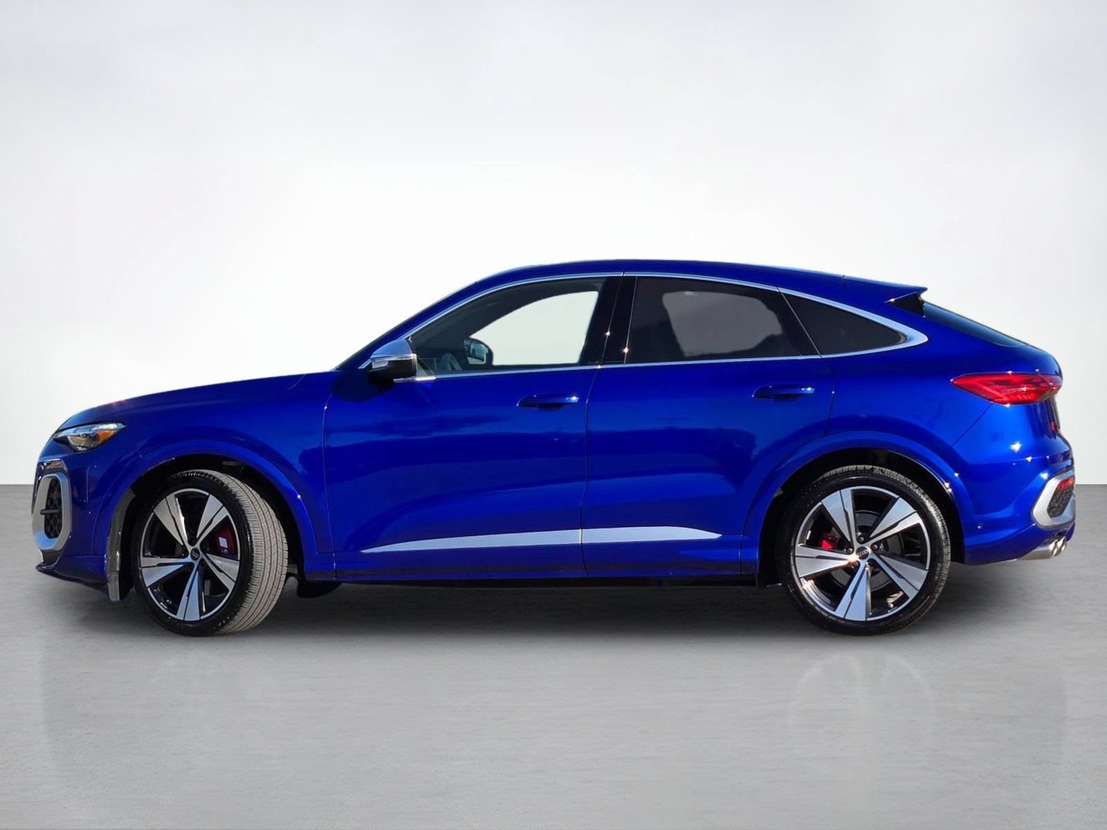 New 2026 Audi SQ5 Premium Plus AWD/4WD image 4