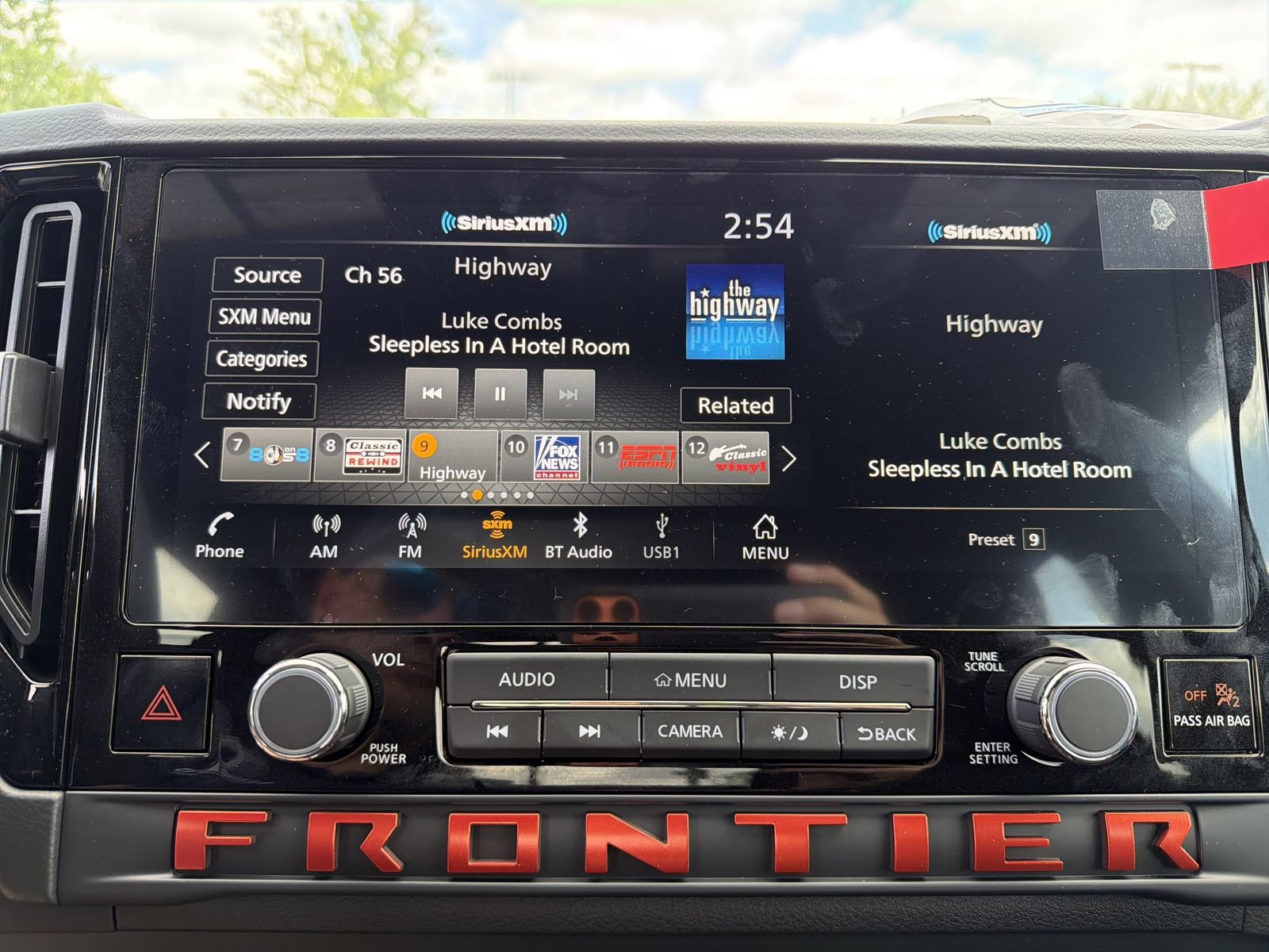 New 2026 Nissan Frontier PRO-4X w/ Pro-4x Convenience Package AWD/4WD image 6