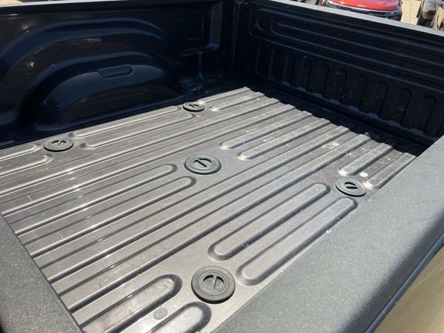 Used 2025 RAM 2500 Laramie AWD/4WD image 23