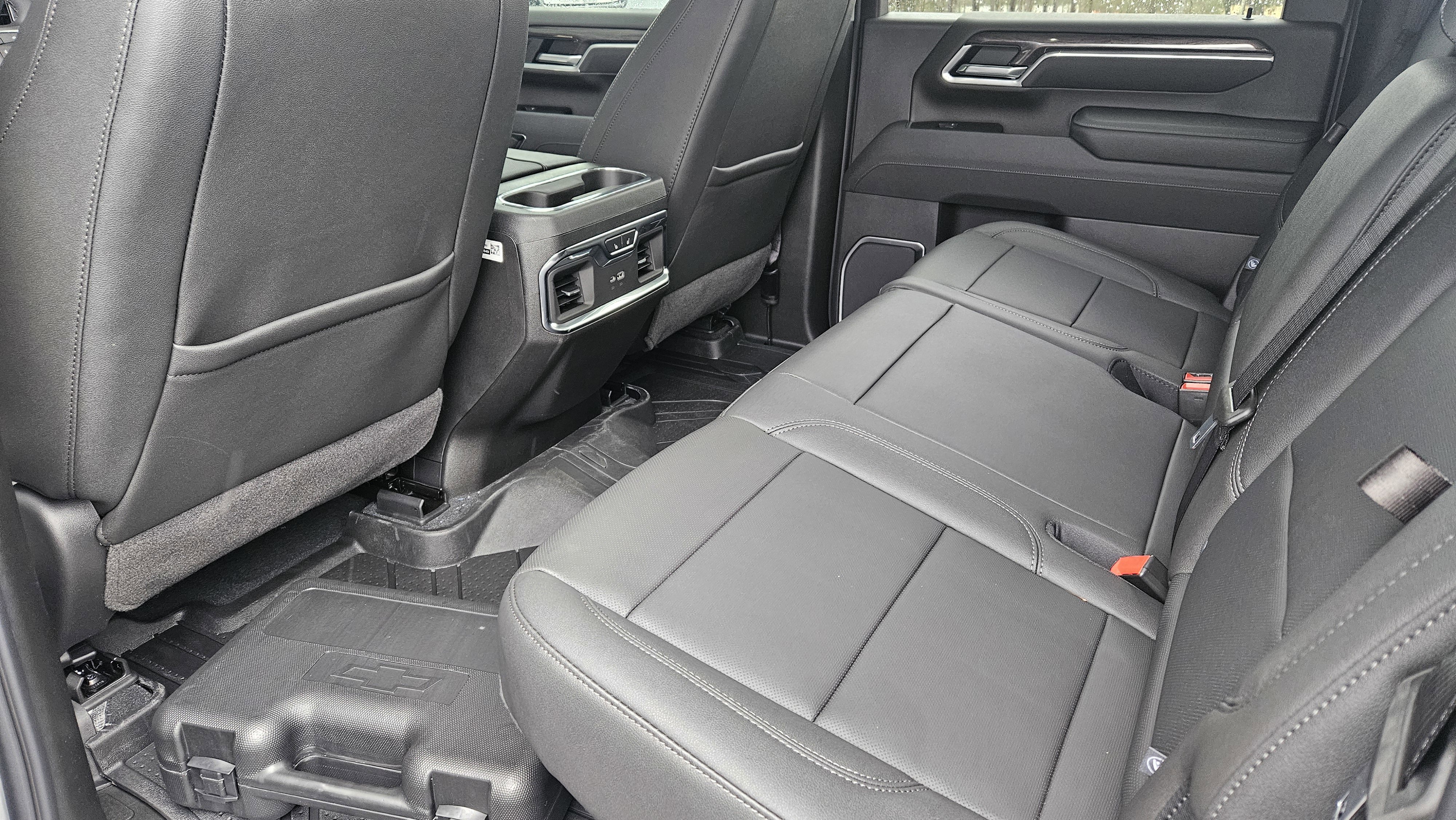 New 2026 Chevrolet Silverado 3500 LTZ w/ LTZ Plus Package image 13