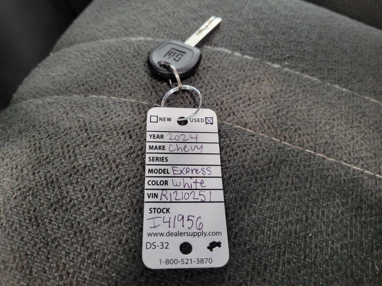 Used 2024 Chevrolet Express 2500 RWD 2500 135 w/ Driver Convenience Package image 26