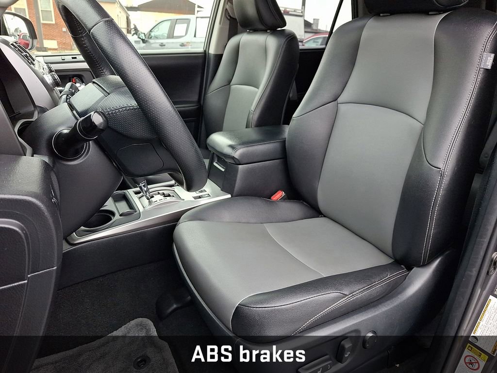 Used 2015 Toyota 4Runner SR5 Premium image 16