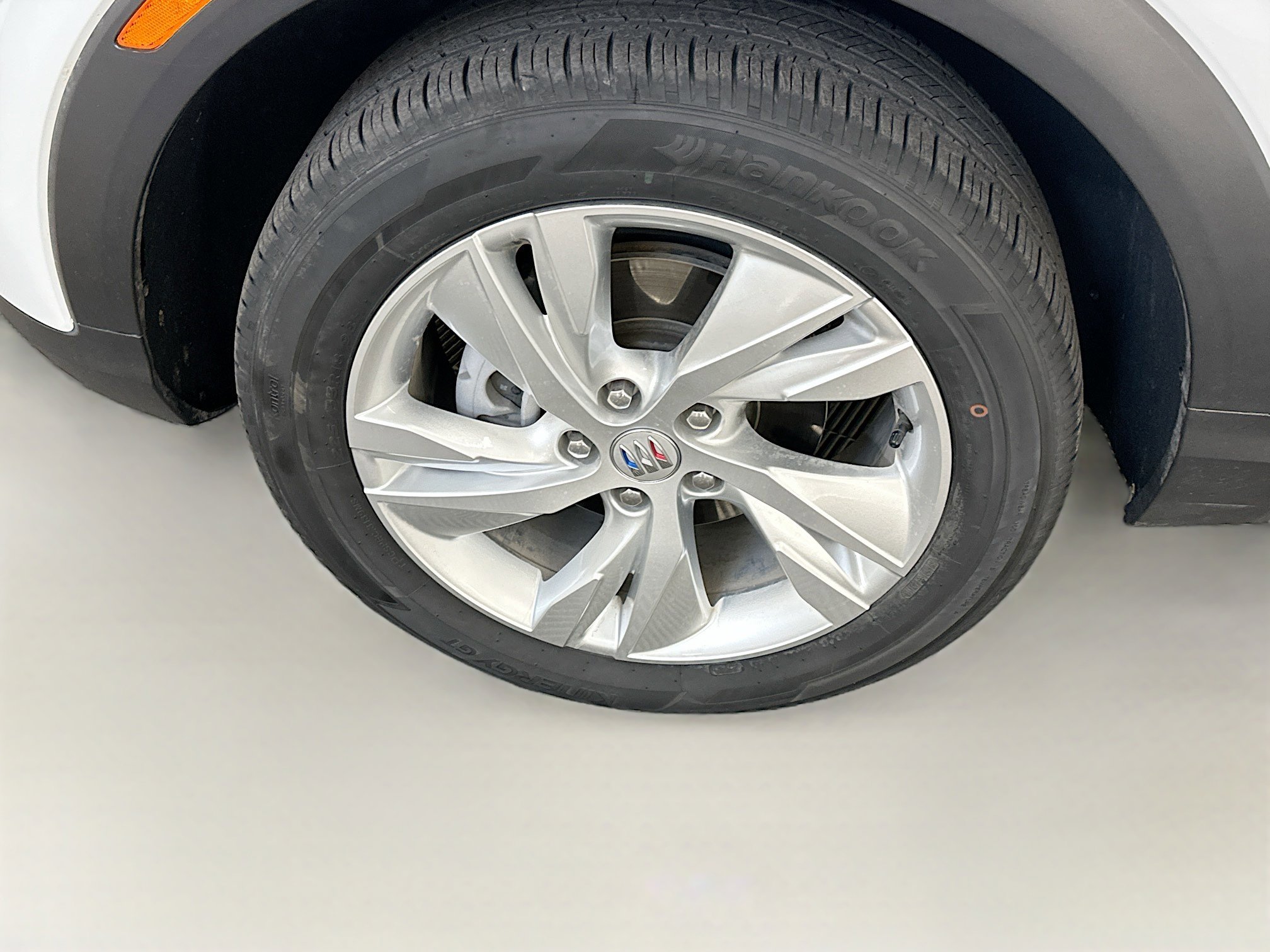 Used 2025 Buick Encore GX Preferred image 11