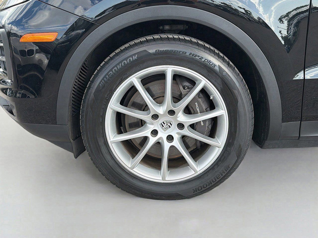 Used 2024 Porsche Cayenne image 43