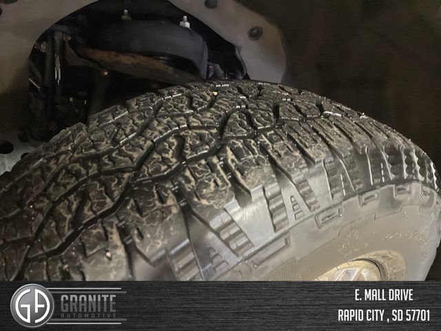 Used 2022 Ford F150 Lariat w/ Equipment Group 502A High AWD/4WD image 17