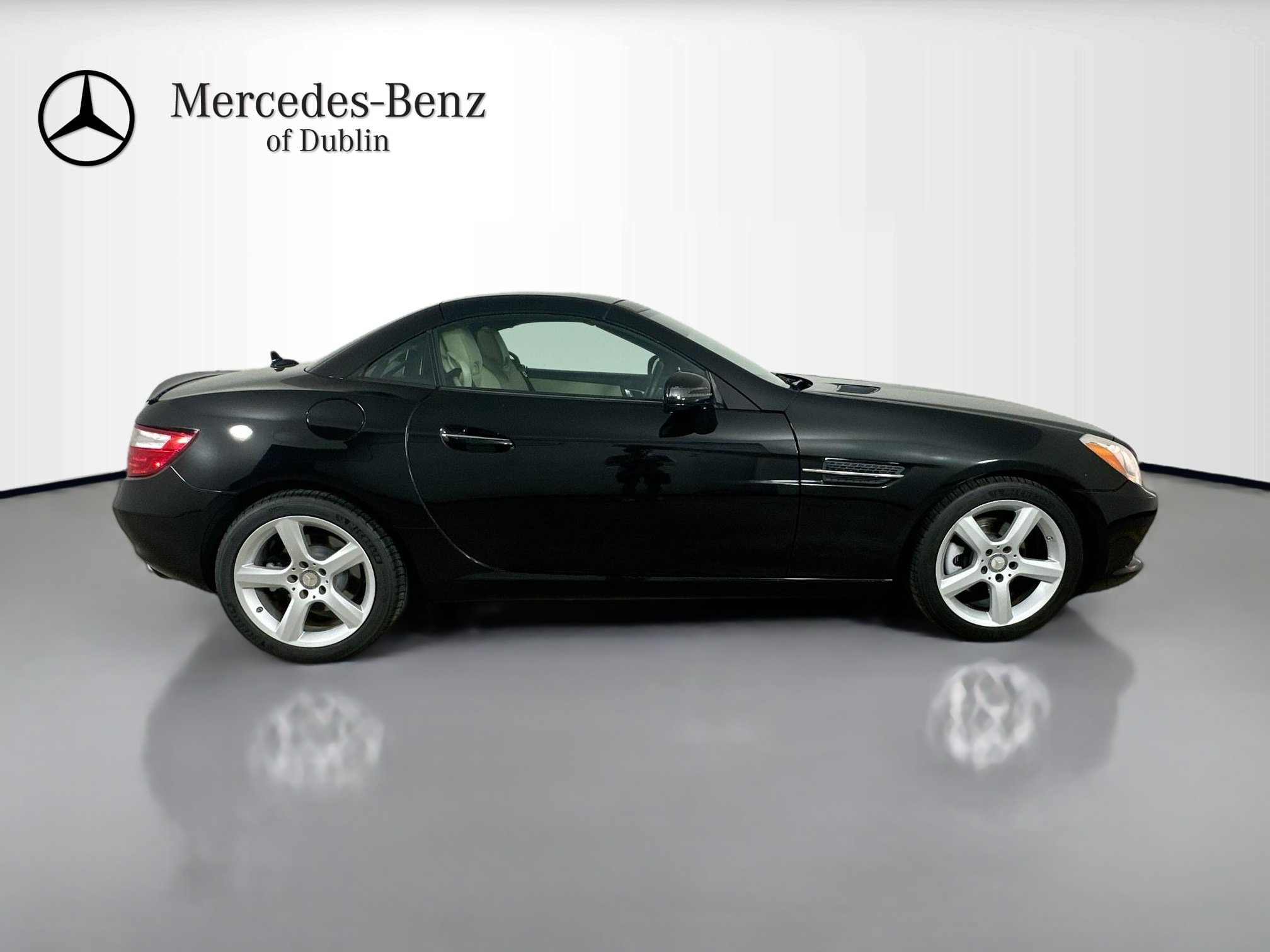 Certified 2015 Mercedes-Benz SLK 250 image 4