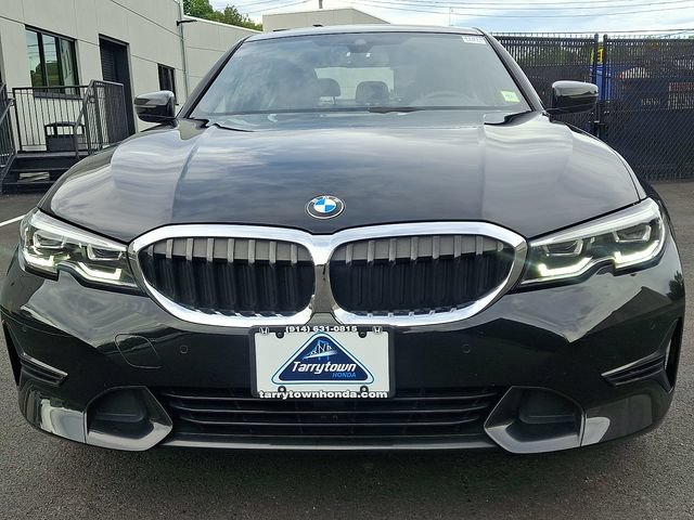 Used 2021 BMW 330i xDrive Sedan w/ Convenience Package AWD/4WD image 2