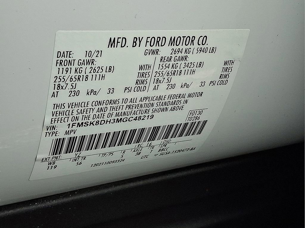 Used 2021 Ford Explorer XLT w/ Equipment Group 202A AWD/4WD image 29