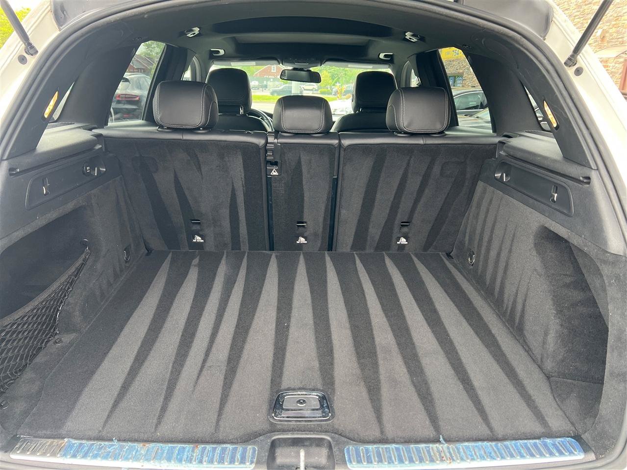 Used 2019 Mercedes-Benz GLC 300 4MATIC image 23