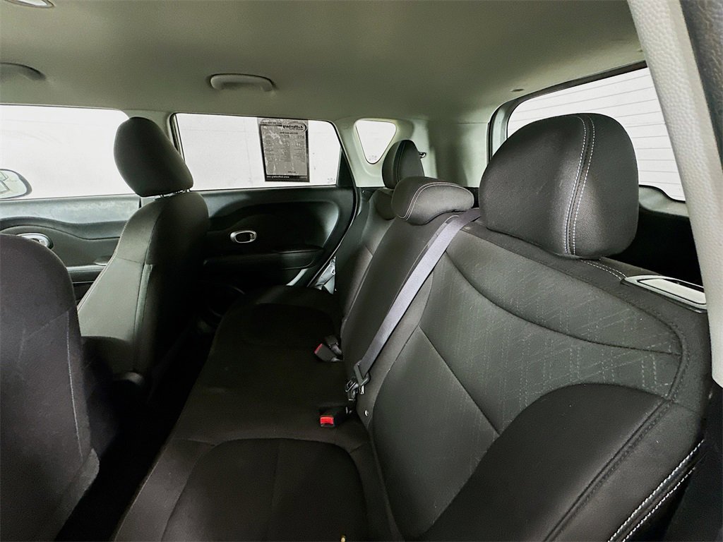 Used 2016 Kia Soul image 21
