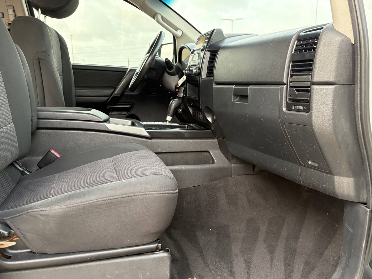 Used 2014 Nissan Titan SV w/ SV Value Truck Package image 34