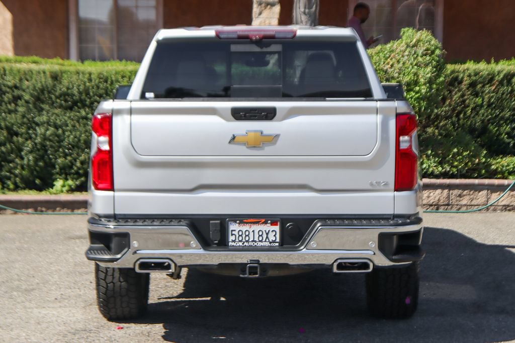 Used 2022 Chevrolet Silverado 1500 LTZ w/ LTZ Premium Package AWD/4WD image 7