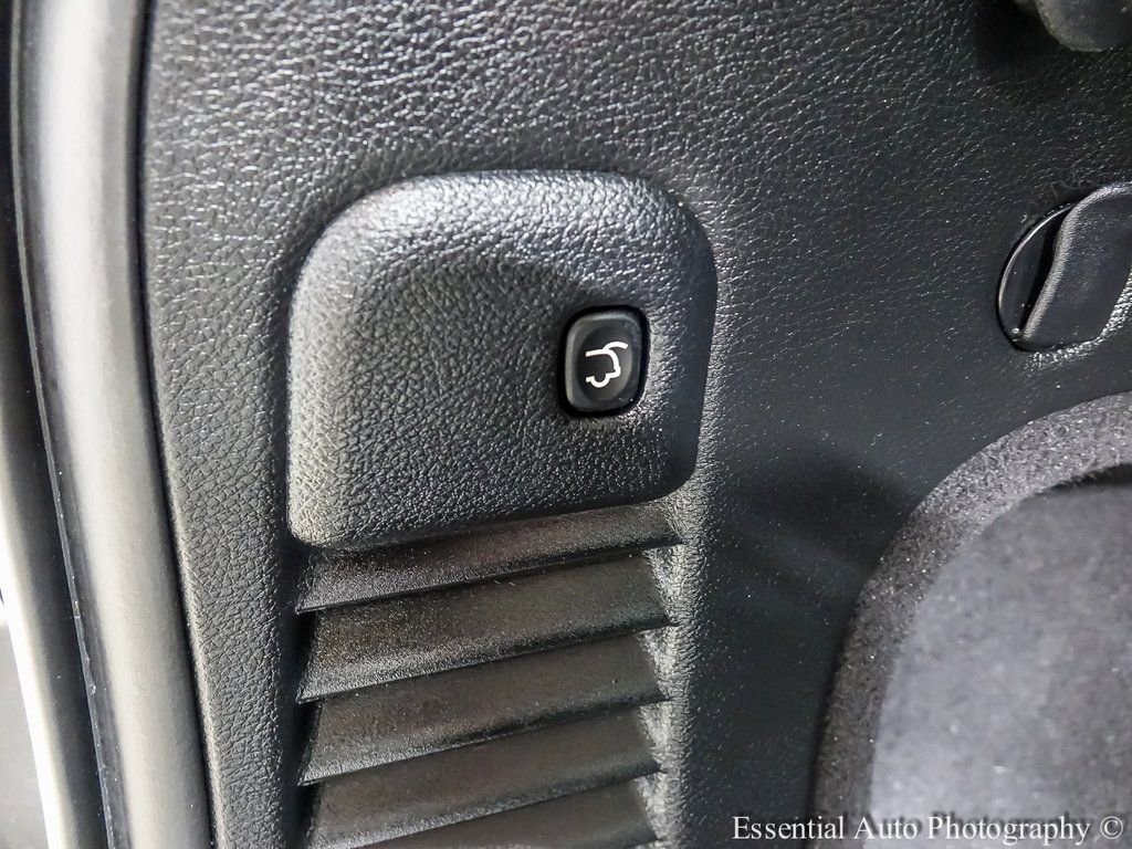 Used 2021 Jeep Grand Cherokee Limited image 24