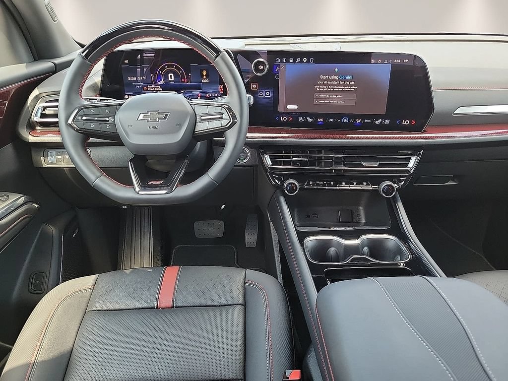 Used 2026 Chevrolet Traverse RS FWD image 10