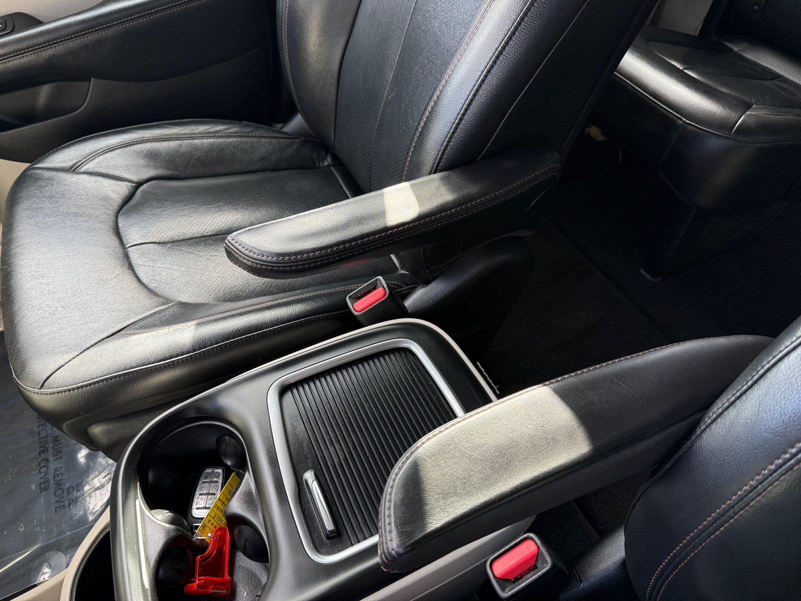 Used 2019 Chrysler Pacifica Touring-L Plus w/ Advanced Safetytec Group FWD image 14