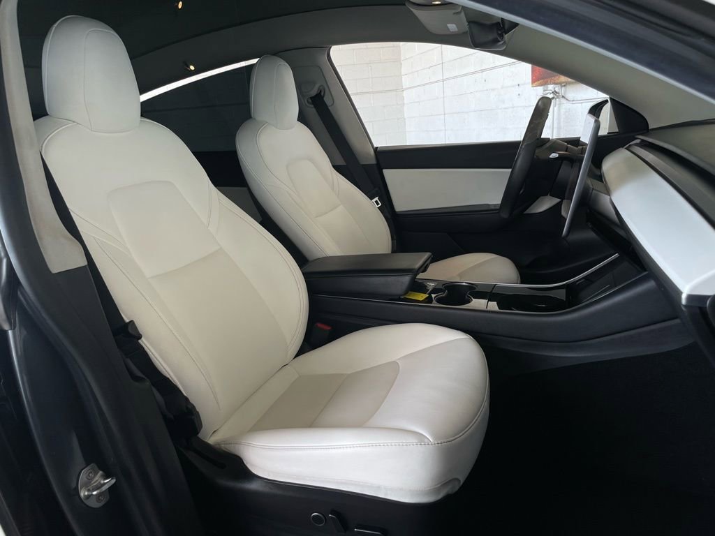 Used 2021 Tesla Model Y Performance image 20
