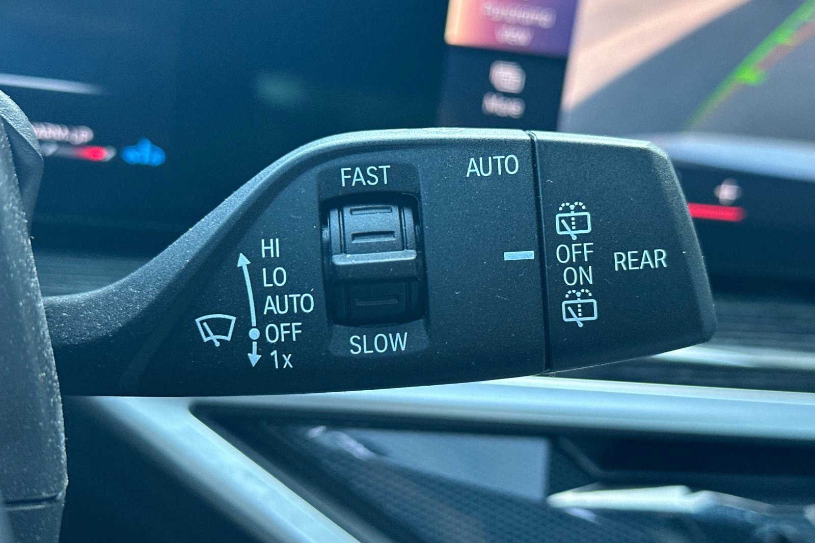 Certified 2024 BMW X5 sDrive40i w/ M Sport Package image 34