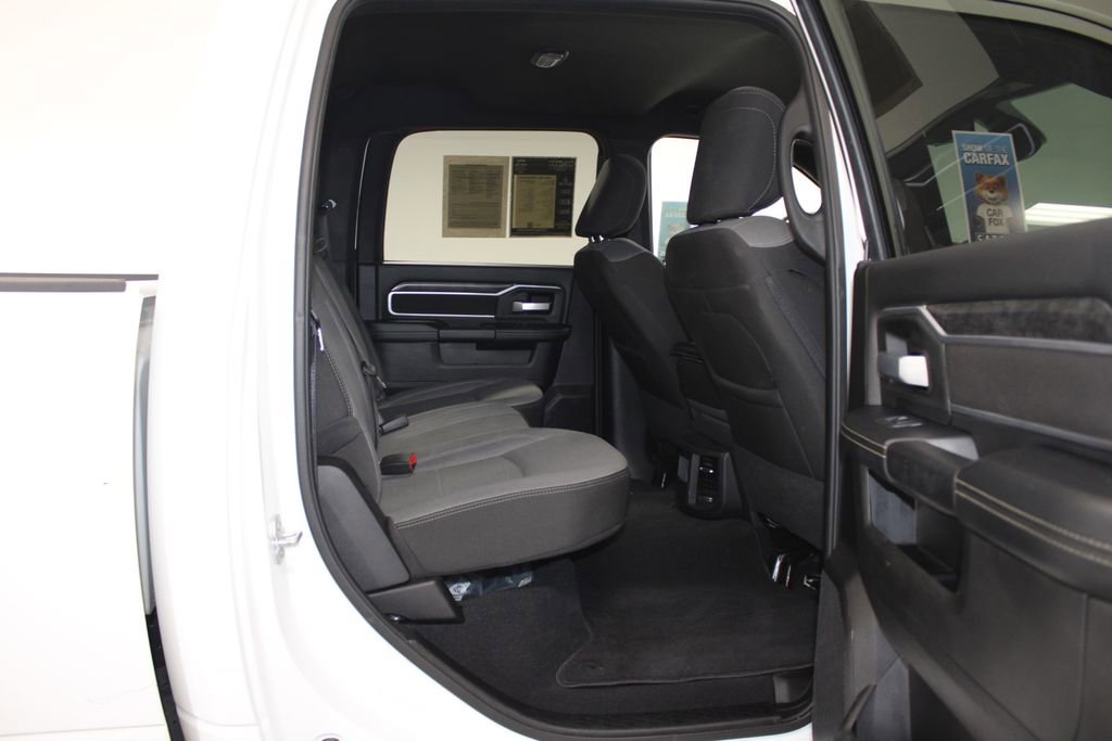 Used 2024 RAM 2500 Big Horn image 32
