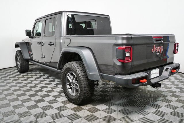 Used 2025 Jeep Gladiator Mojave w/ Convenience Group AWD/4WD image 27