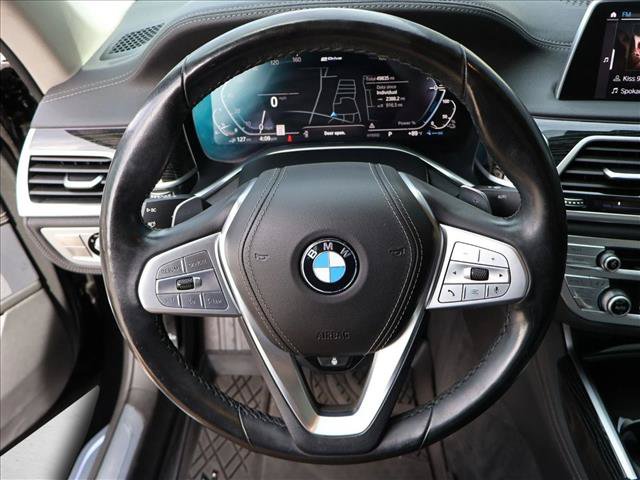 Used 2020 BMW 745e xDrive AWD/4WD image 14