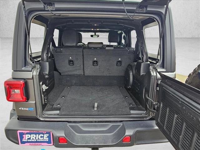 Used 2022 Jeep Wrangler Unlimited Sahara image 14