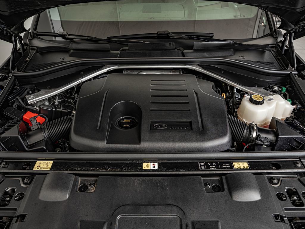 Used 2024 Land Rover Range Rover Sport Dynamic SE AWD/4WD image 38